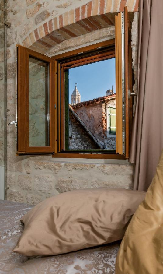 Luxury Studio Apartment Eminence Split In The Old Center Of Split On Pjaca Square Exterior foto